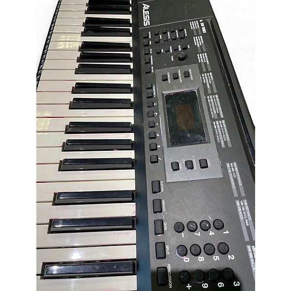 Used Alesis MELODY 61