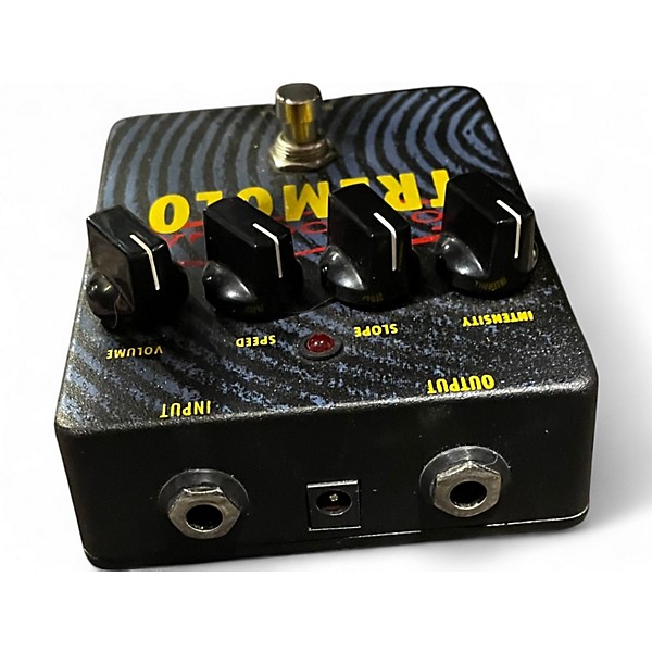 Used Voodoo Lab TREMELO Effect Pedal
