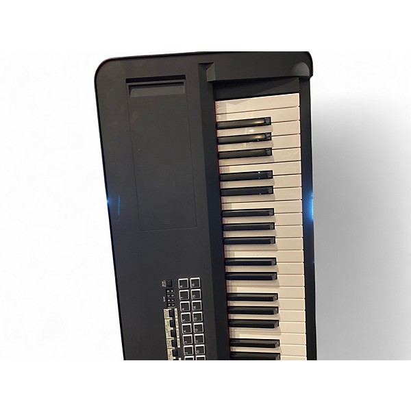 Used KORG KROSS 2 88-Key Keyboard Workstation