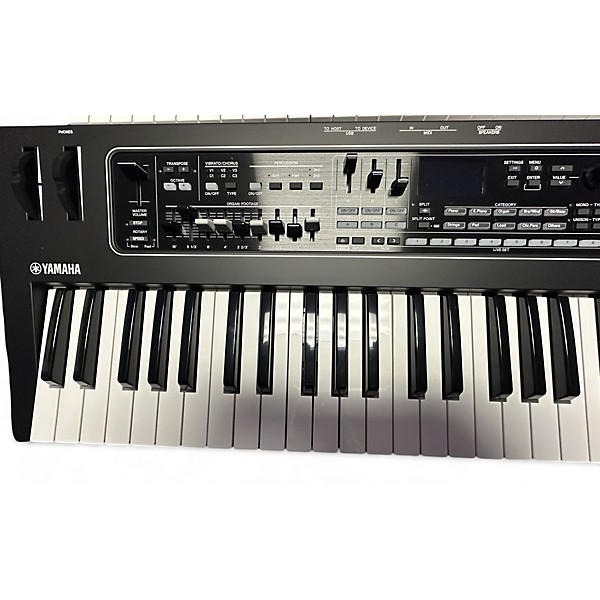 Used Yamaha CK61 Keyboard Workstation