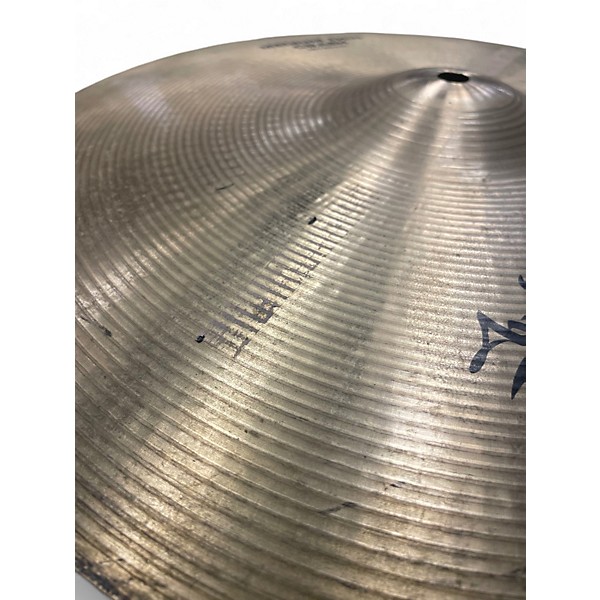 Used Zildjian 16in AVEDIS MEDIUM THIN CRASH Cymbal