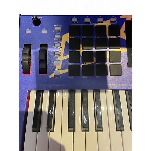 Used Akai Professional mpc key 37 Keyboard Workstation