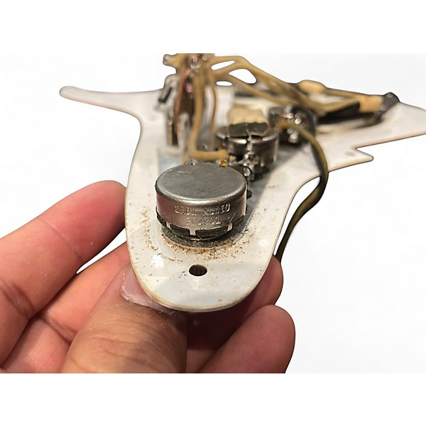 Vintage 1959 Fender Stratocaster 3 Tone Sunburst Solid Body Electric Guitar