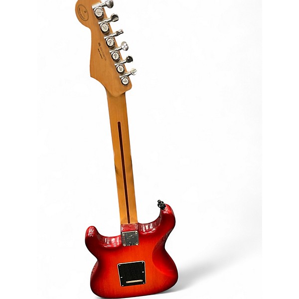 Used Fender Player Stratocaster red Solid Body Electric Guitar