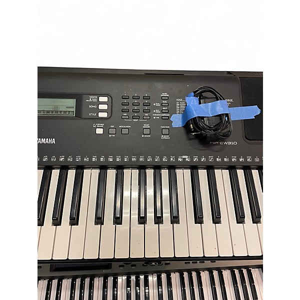 Used Yamaha psrew310 Digital Piano