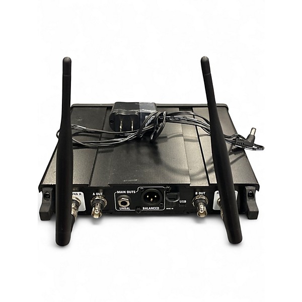 Used Line 6 XDV75 Handheld Wireless System