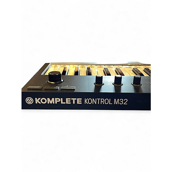 Used Komplete Kontrol M32