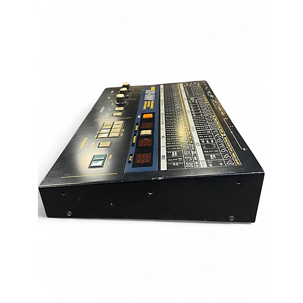 Used KORG ex800 Synthesizer