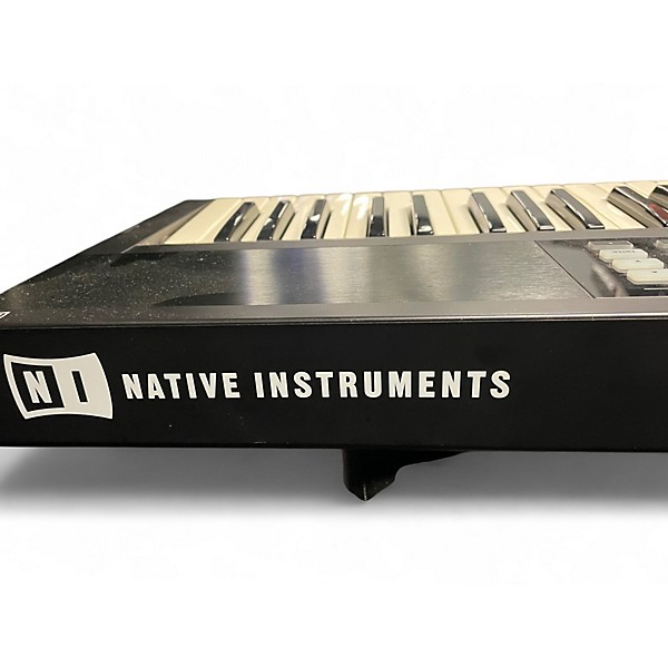 Used Native Instruments Komplete Kontrol S61 MIDI Controller