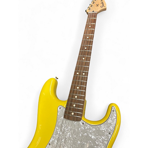 Used Fender Tom Delonge Signature Stratocaster YELLOW Solid Body Electric Guitar