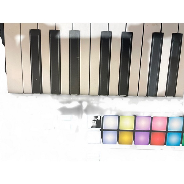 Used Novation Launchkey 25 Key MIDI Controller