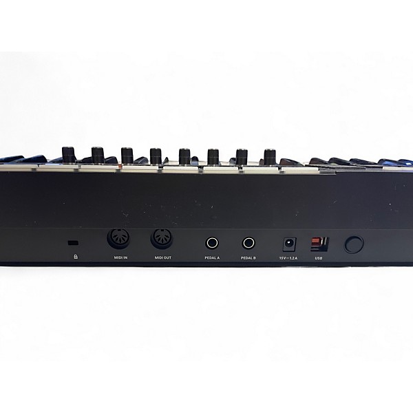 Used Native Instruments Komplete Kontrol S49 MIDI Controller