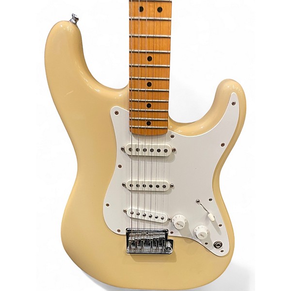 Vintage 1983 Fender American 2 Knob Standard Stratocaster Olympic White Solid Body Electric Guitar