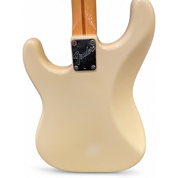 Vintage 1983 Fender American 2 Knob Standard Stratocaster Olympic White Solid Body Electric Guitar