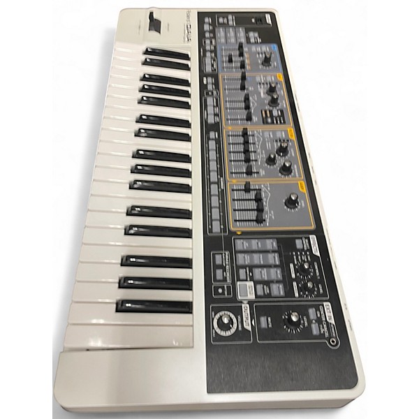Used Roland Gaia SH01 37 Key Synthesizer