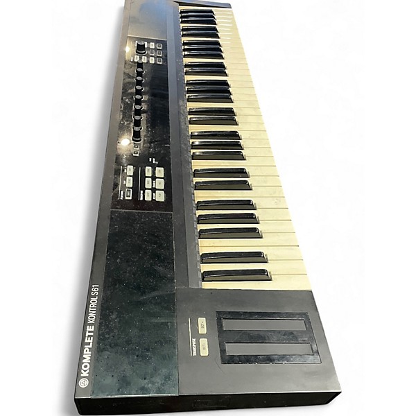 Used Native Instruments Komplete Kontrol S61 MIDI Controller