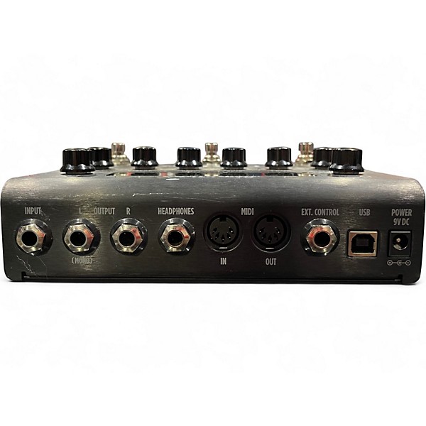 Used Ik Multimedia Amplitude Tone X Effect Processor