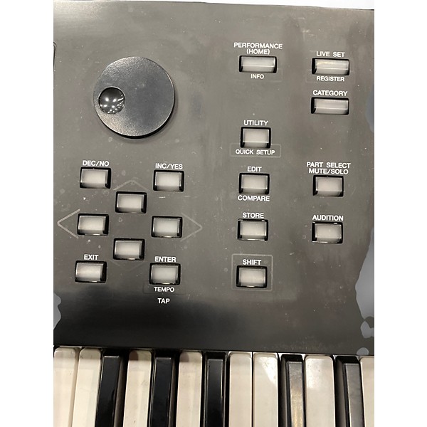 Used Yahmaha MODX 6 Keyboard Workstation