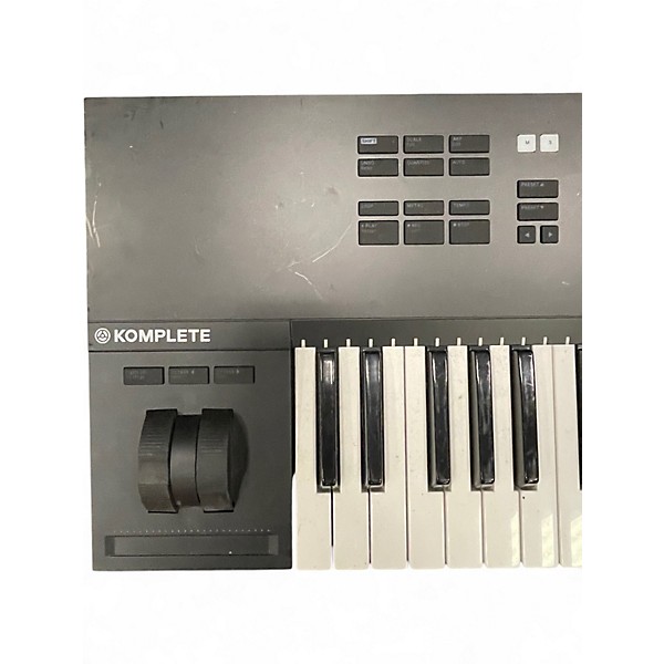 Used Native Instruments Komplete Kontrol S49 MK2 MIDI Controller