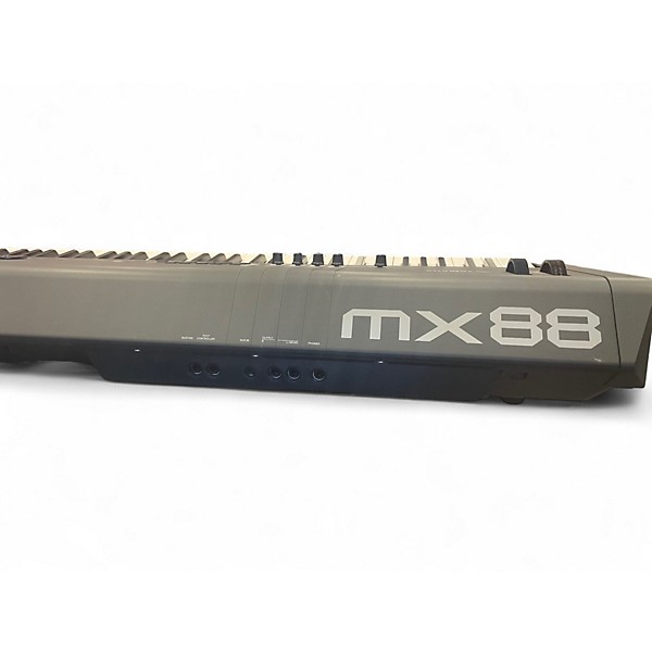 Used Yamaha MX88 Synthesizer