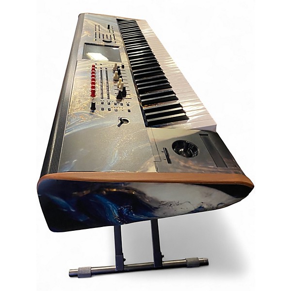 Used KORG Kronos 2 73 Key Keyboard Workstation | Guitar Center