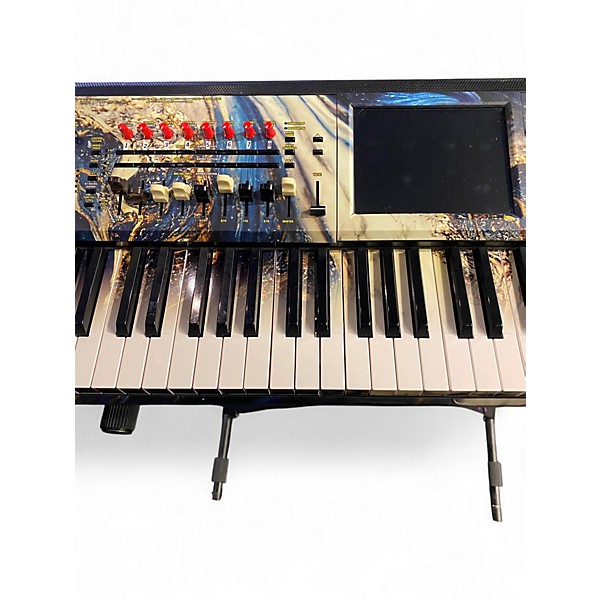 Used KORG Kronos 2 73 Key Keyboard Workstation | Guitar Center