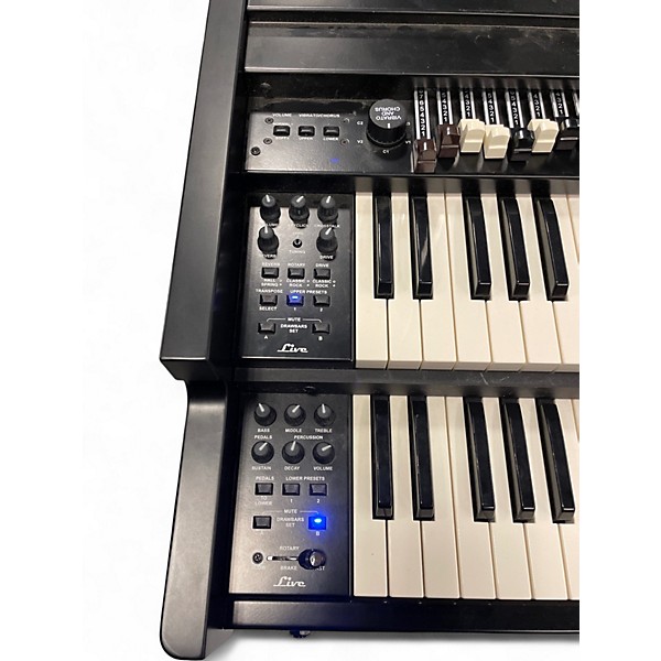 Used Viscount LEGEND LIVE JOEY DEFRANCESCO Organ