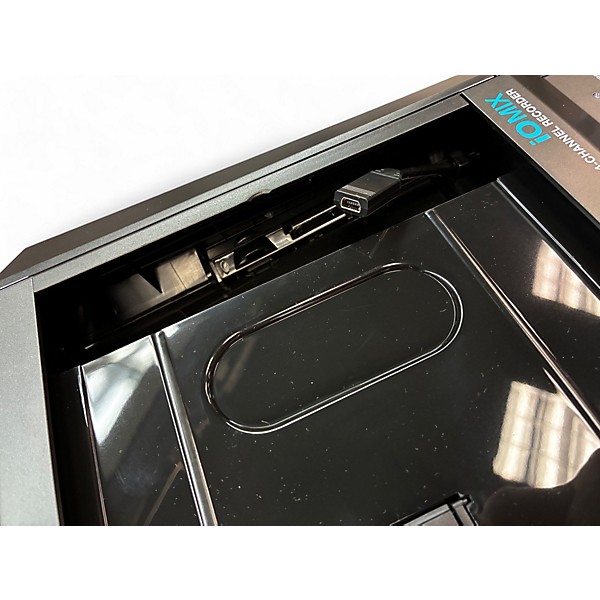 Used Alesis iO Mix Powered Mixer