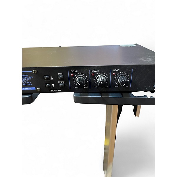 Used Yamaha Rev100 Effects Processor