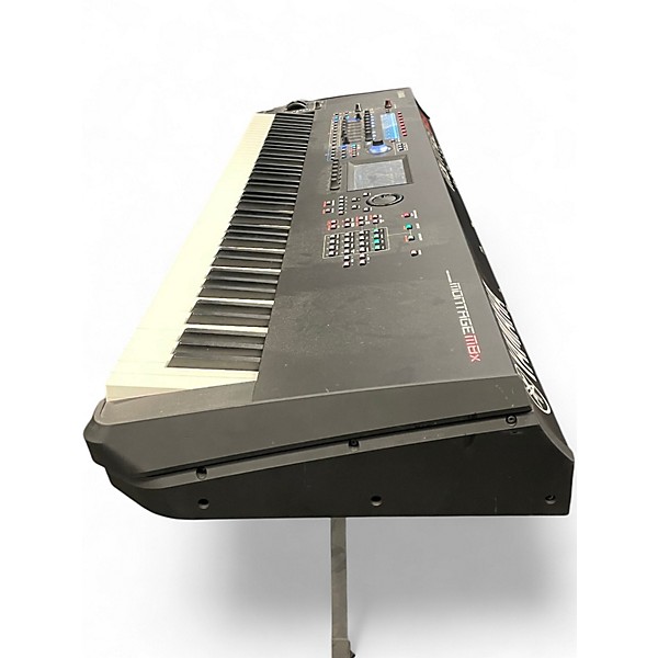 Used 2025 Yamaha MONTAGE M8X Keyboard Workstation