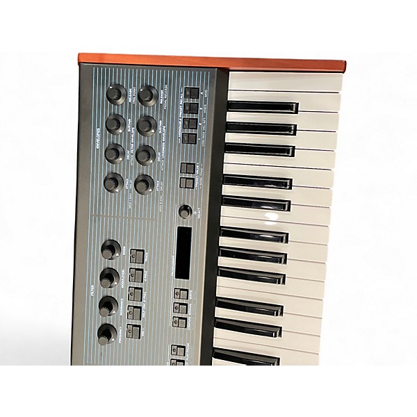 Used Behringer UB-XA Synthesizer