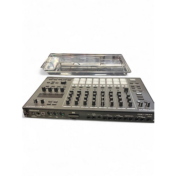 Used Roland MC-707 Groovebox Production Controller