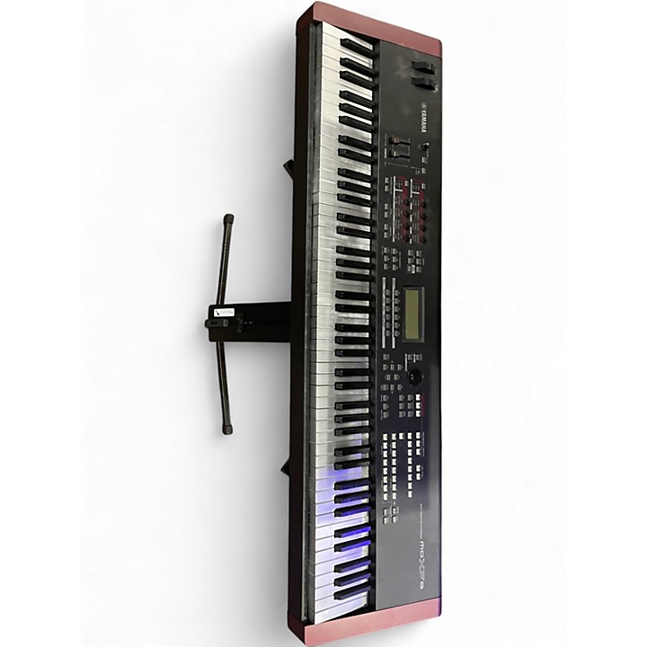 Used Yamaha MOXF8 88 Key Keyboard Workstation | Guitar Center