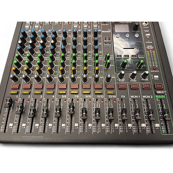 Used Mackie onyx 12 Digital Mixer