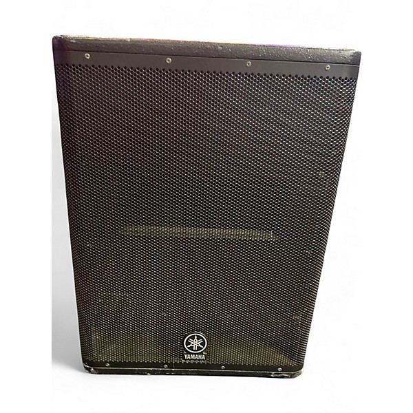 Used Yamaha DXS15 Powered Subwoofer
