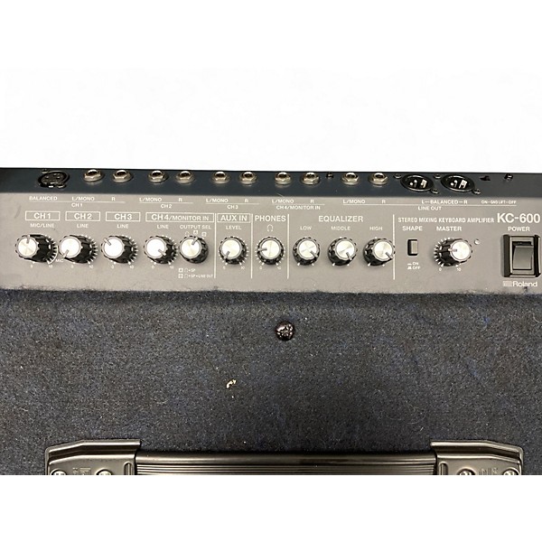 Used Roland KC600 Keyboard Amp