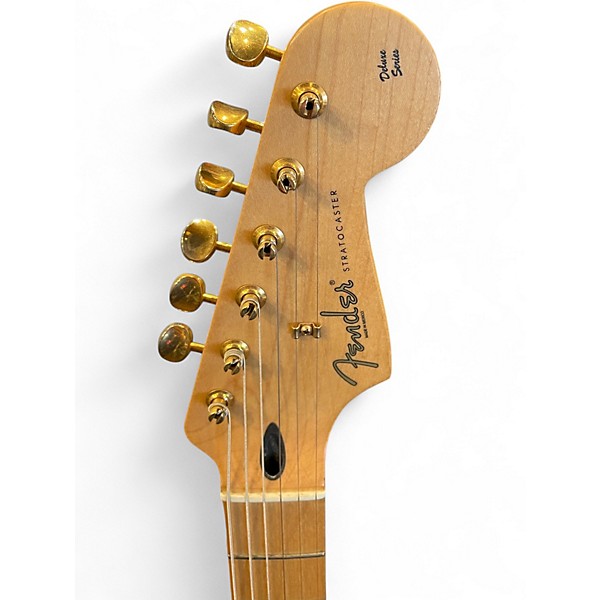 Used Fender Deluxe Players Stratocaster Sapphire Blue Transparent Solid Body Electric Guitar