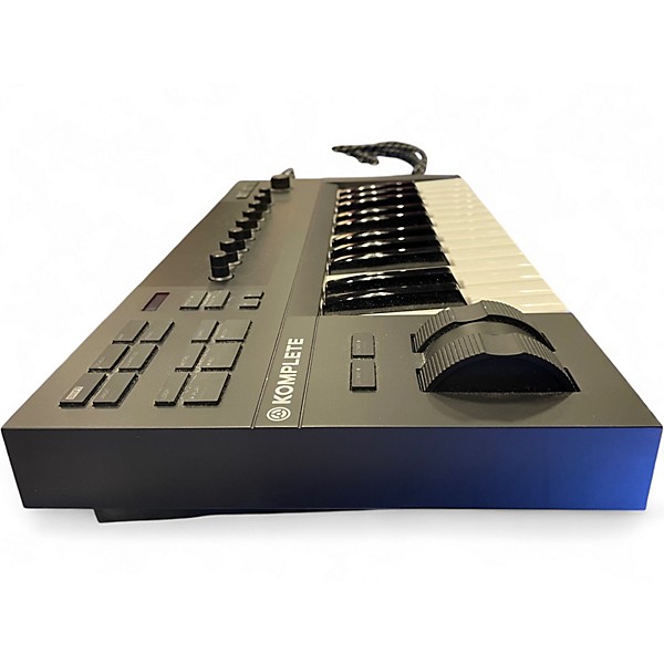Used Native Instruments Komplete Kontrol A25 MIDI Controller
