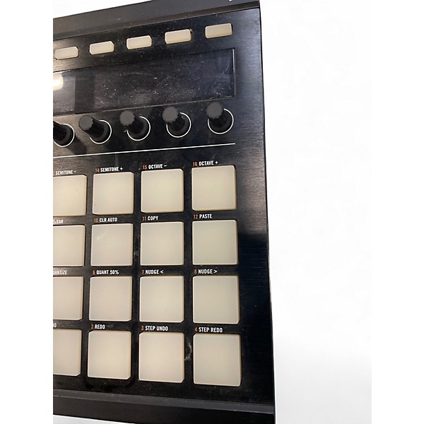 Used Native Instruments Maschine MKII MIDI Controller