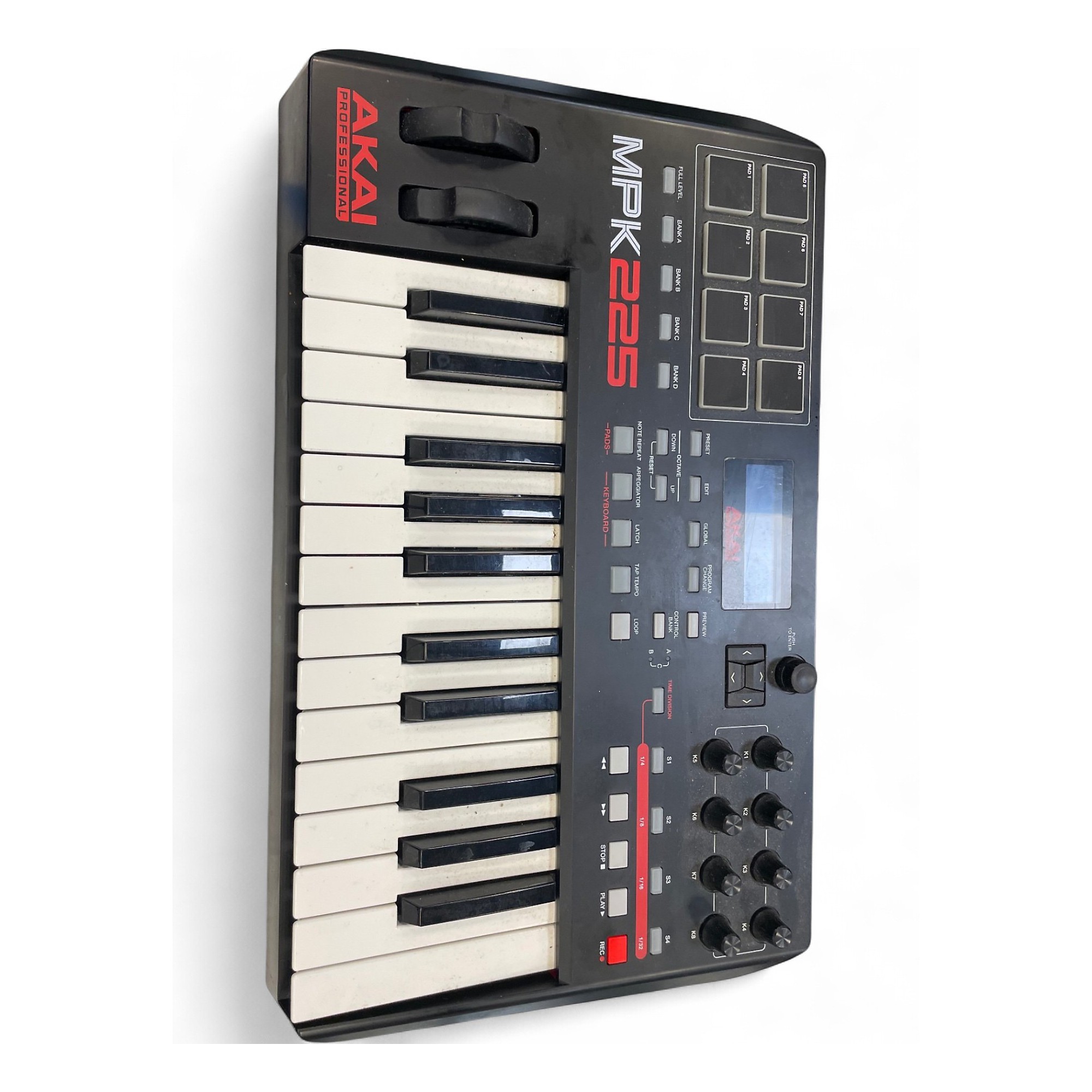Used Akai Professional MPK 225 MIDI Controller | Guitar Center
