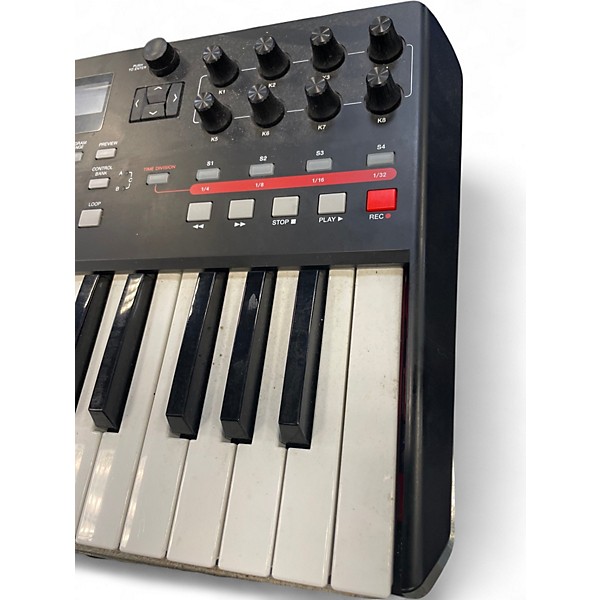 Used Akai Professional MPK 225 MIDI Controller