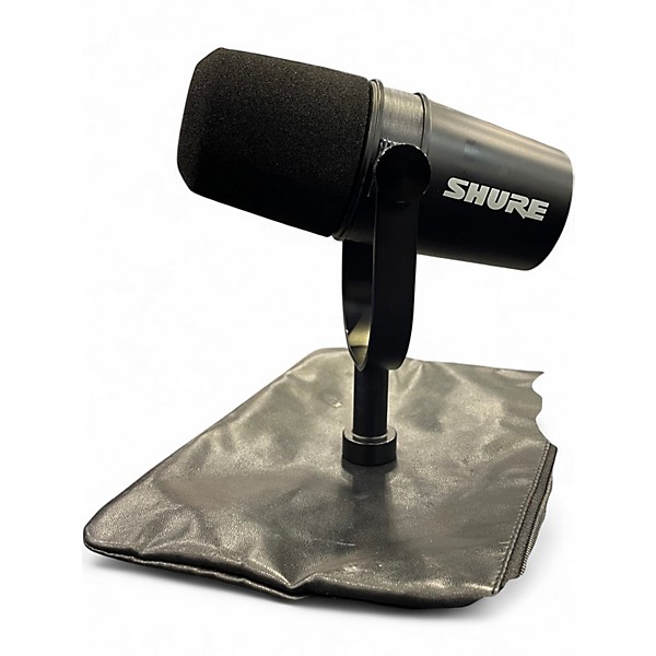 Used Shure MV7X Dynamic Microphone