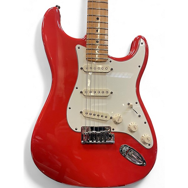 Used Fender Custom Shop Custom Classic Stratocaster Fiesta Red Solid Body Electric Guitar