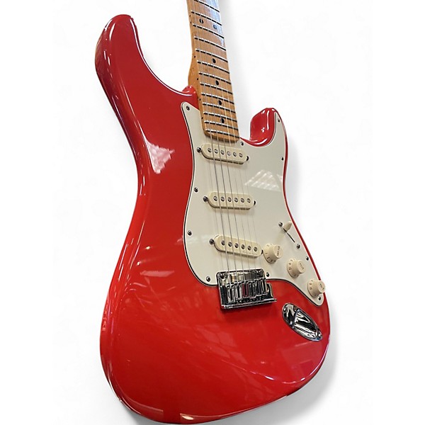 Used Fender Custom Shop Custom Classic Stratocaster Fiesta Red Solid Body Electric Guitar
