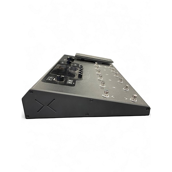 Used Line 6 Helix LT Effect Processor