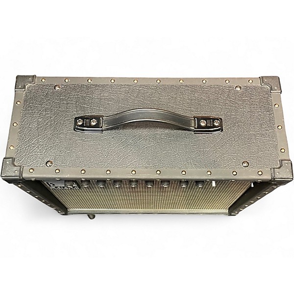 Used Roland JC77 Guitar Combo Amp