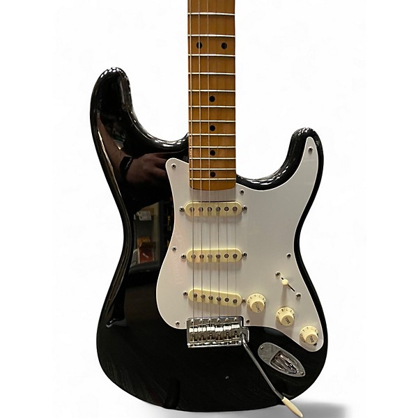 Used Fender Classic Series 1950S Stratocaster Black Solid Body Electric Guitar