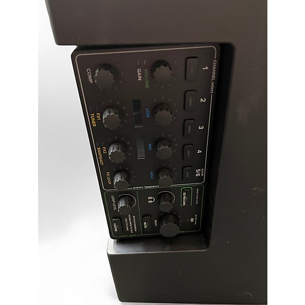 Used Mackie showbox Powered Speaker