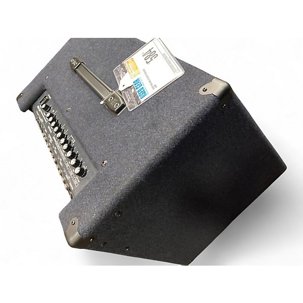 Used Roland KC600 Keyboard Amp