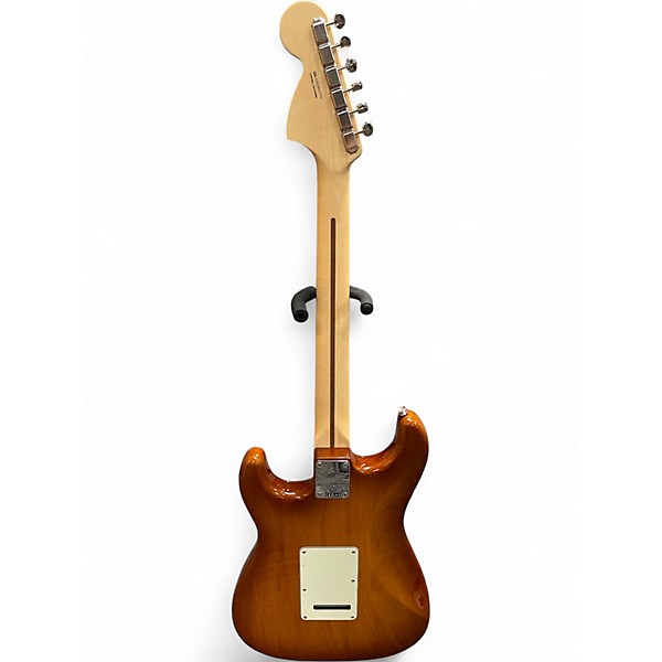 Used 2025 Fender American Performer Stratocaster SSS Honey Burst Solid Body Electric Guitar